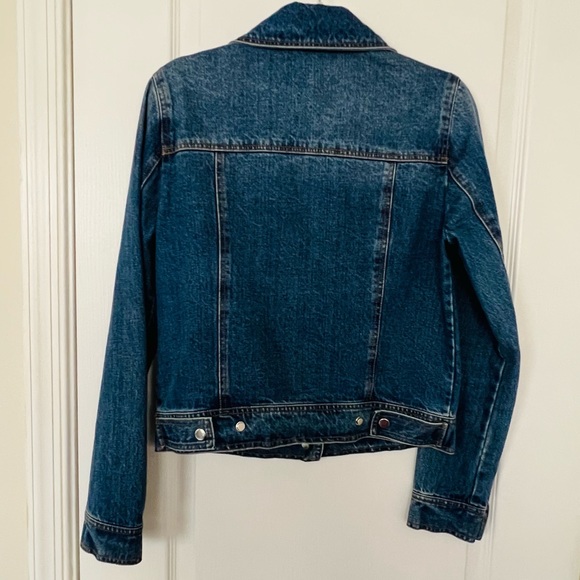 Bagatelle
Faux-Fur Collar Denim Jacket - Picture 5 of 7